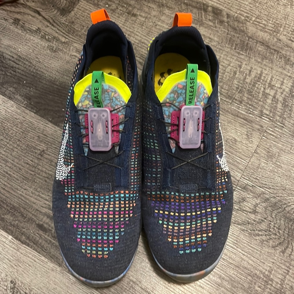 Men’s Nike 2020 Vapormax FlyEase size 12